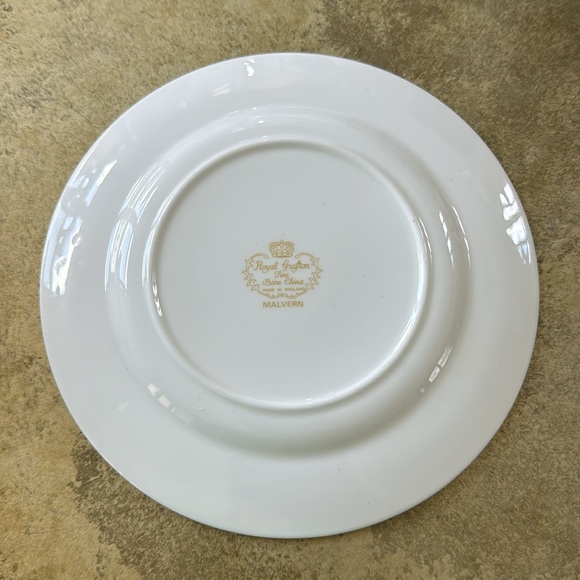 Vintage 1950’s Royal Graftan Fine Bone Floral China Made in England Lot of 3 - Picture 6 of 8